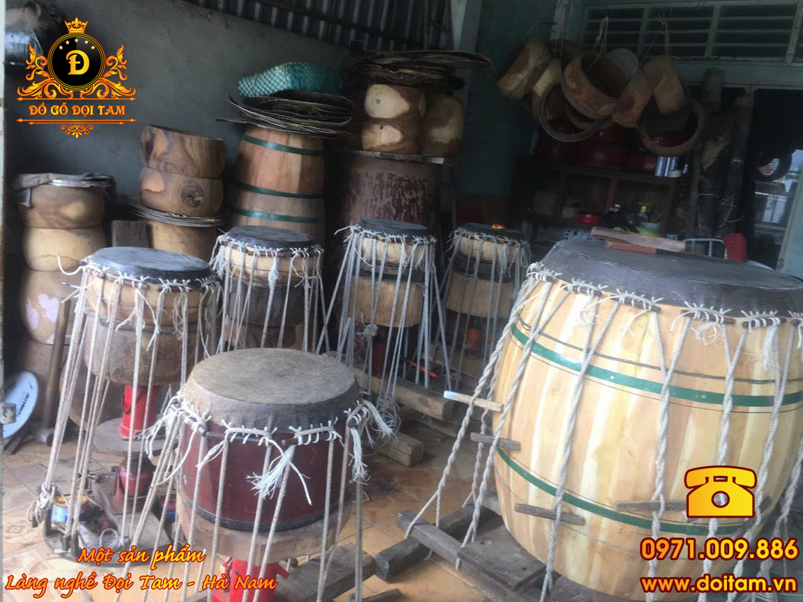Nghề làm trống truyền thống cha truyền con nối – Hình ảnh đẹp tại làng trống Đọi Tam