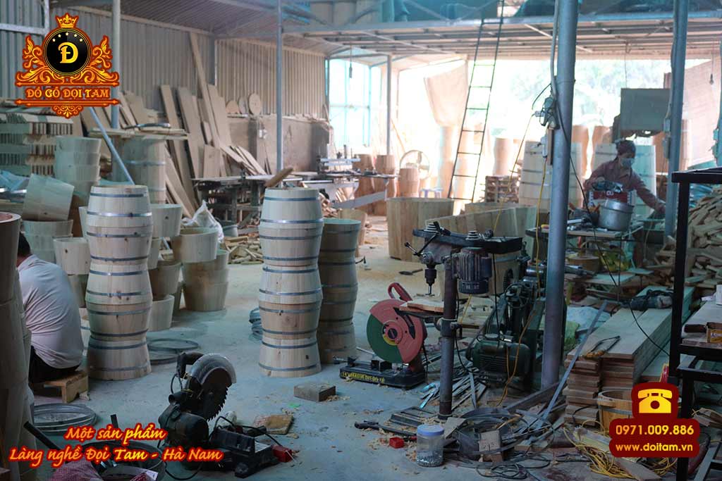 Cơ sở sản xuất chậu gỗ tại Gia Lai