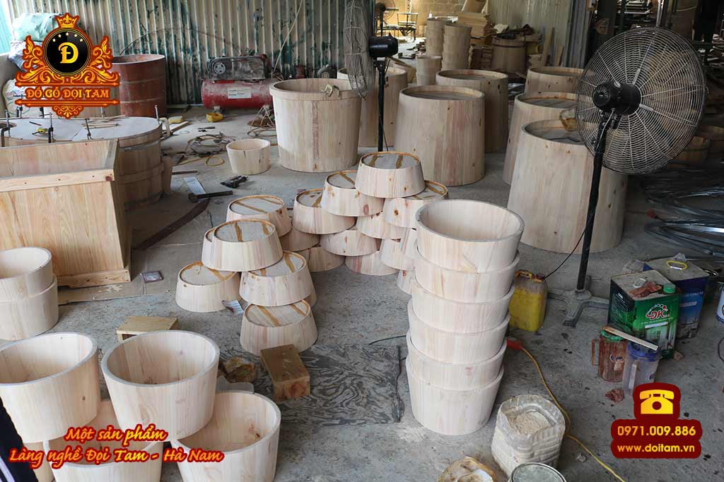 Cơ sở sản xuất chậu gỗ tại Kon Tum